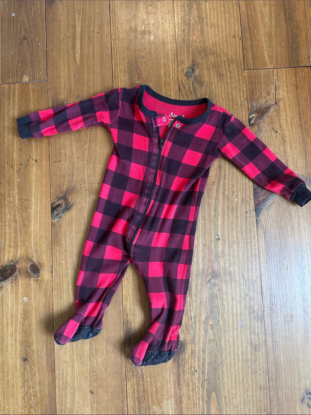 🎈3 for $10🎈Baby Christmas footed bodysuit pajama red & black plaid, long sleeves